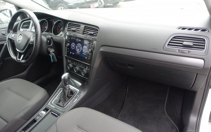 Volkswagen Golf cena 47900 przebieg: 189915, rok produkcji 2018 z Połaniec małe 562